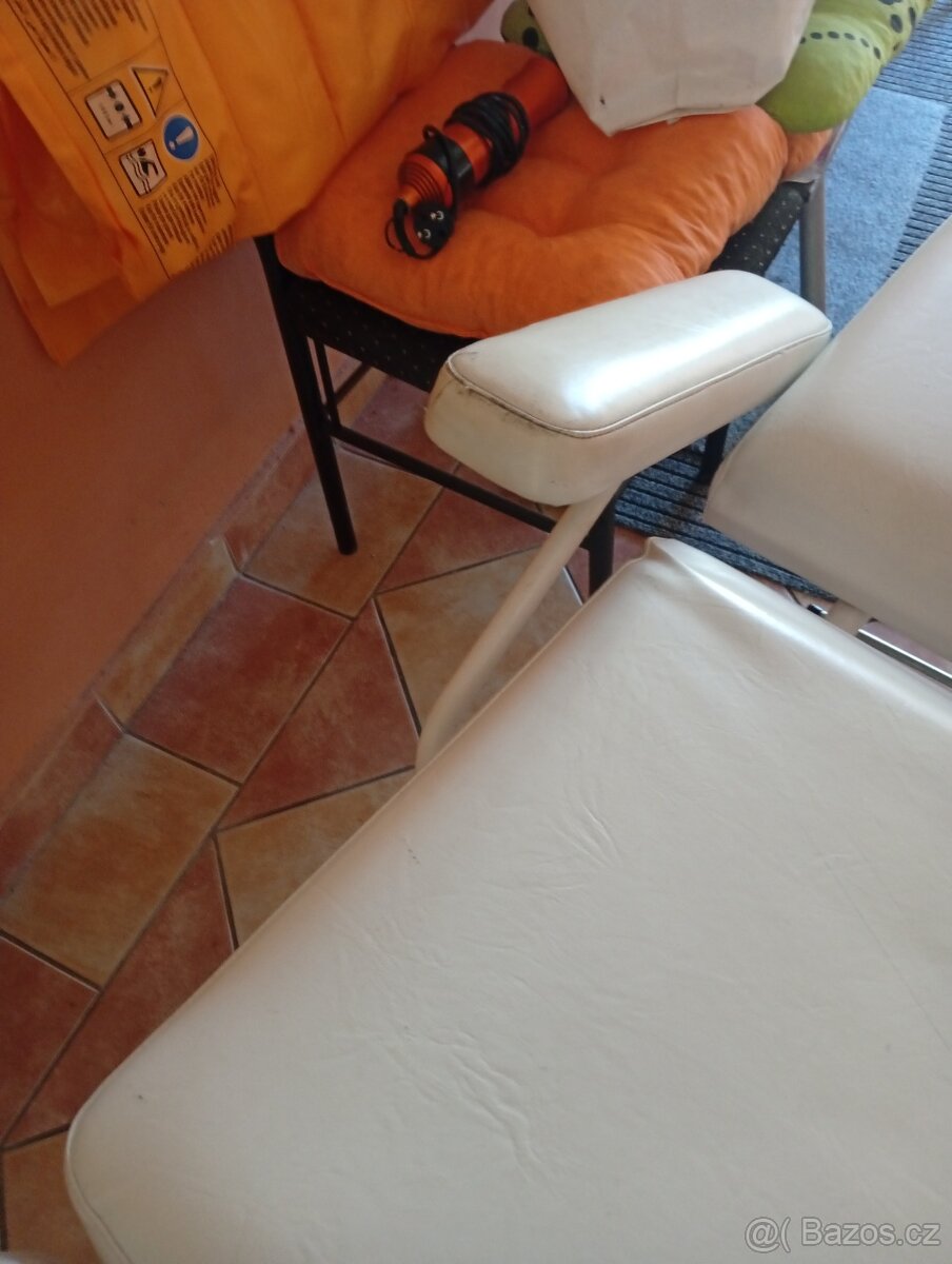 Kosmetické lehátko - 5