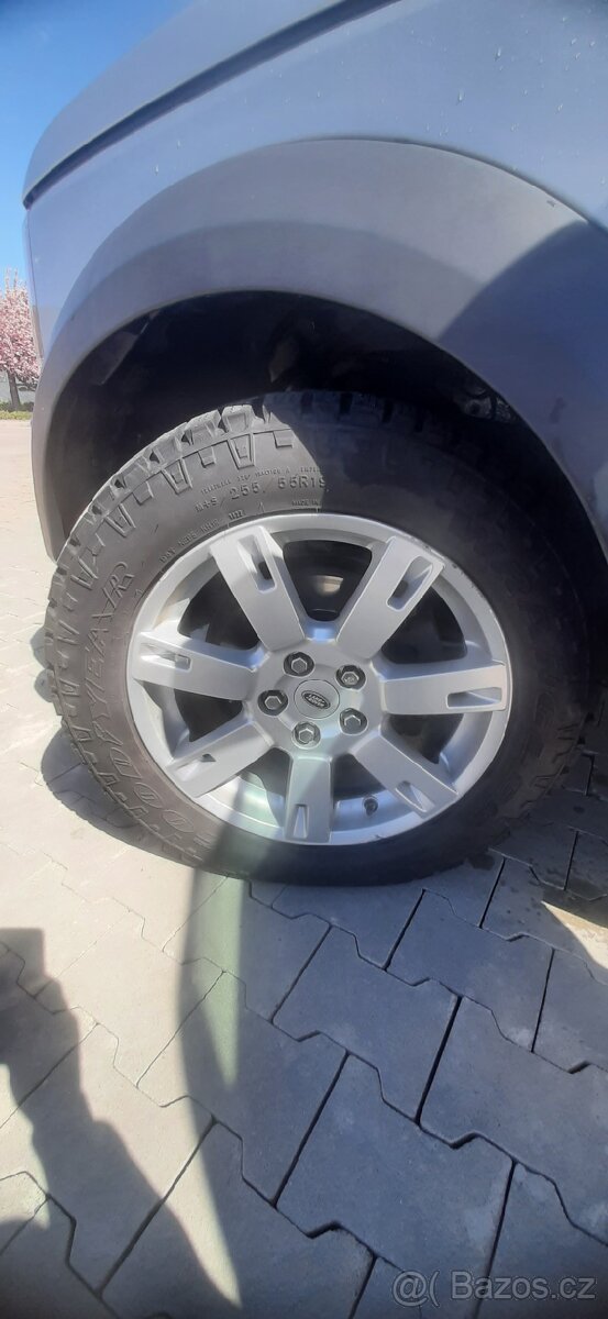 LAND ROVER DISCOVERY 4 - 5