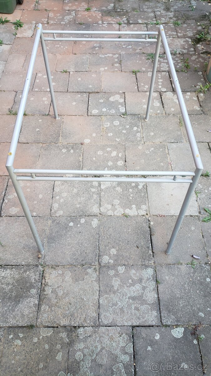 Jídelní stůl - sklo - 5