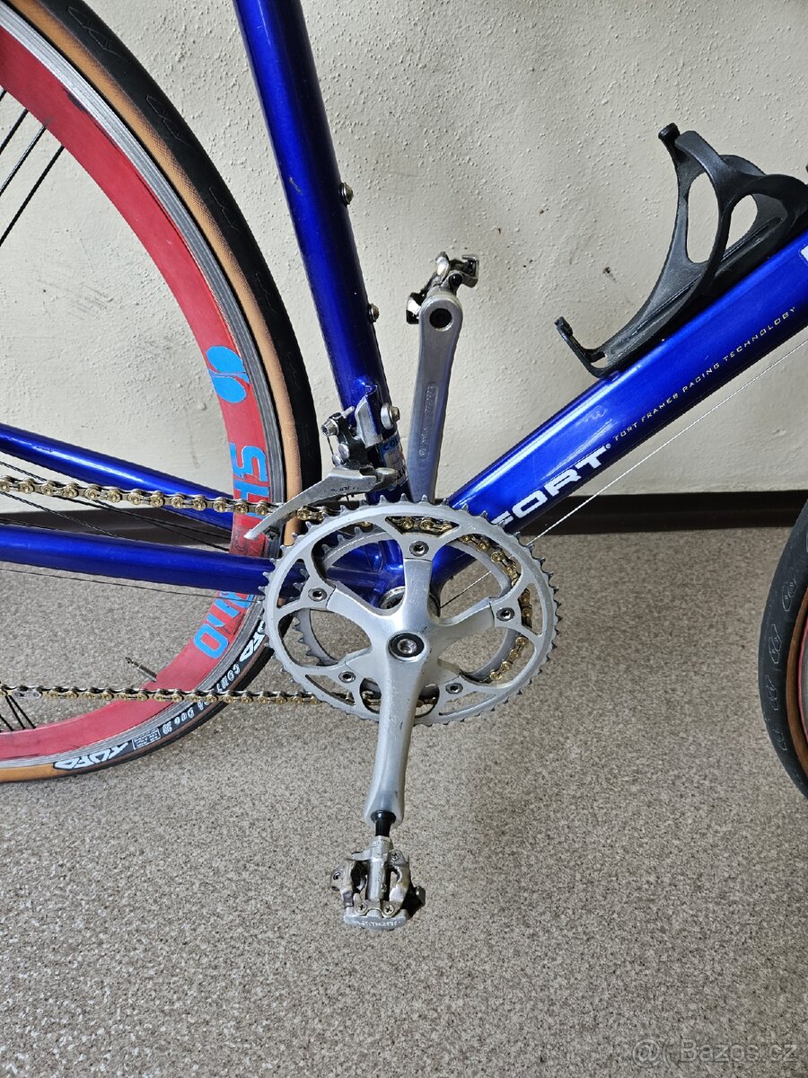 Silniční kolo FORT - 5