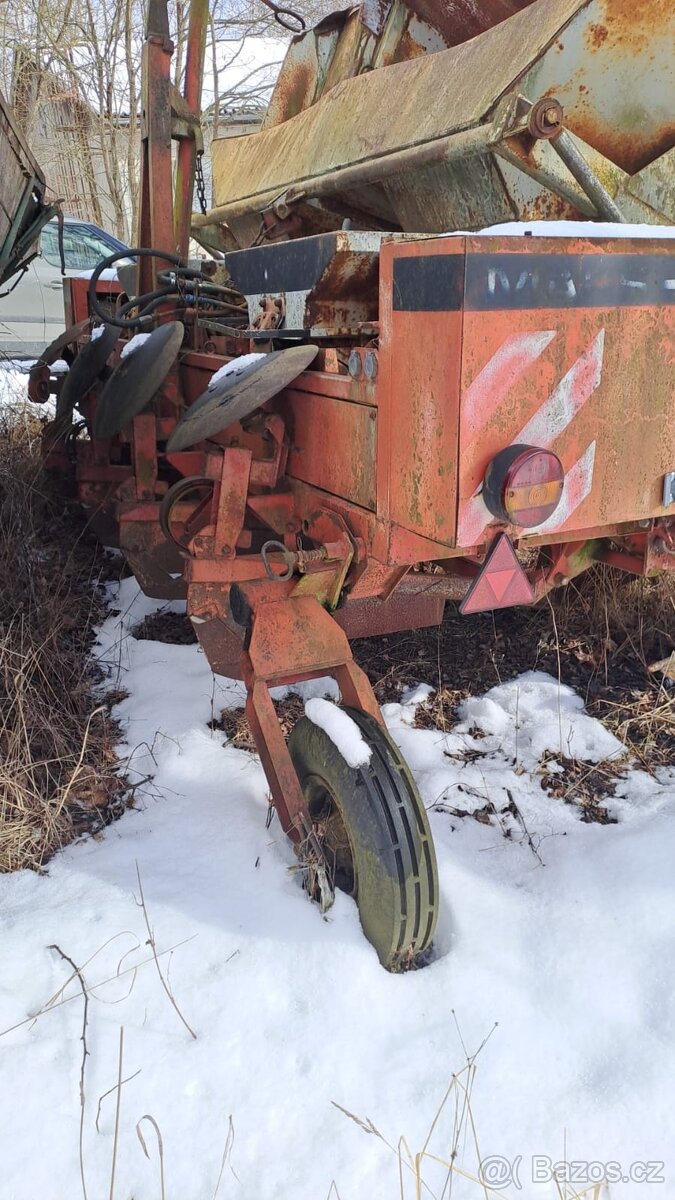 SAZEČKA BRAMBOR - 5