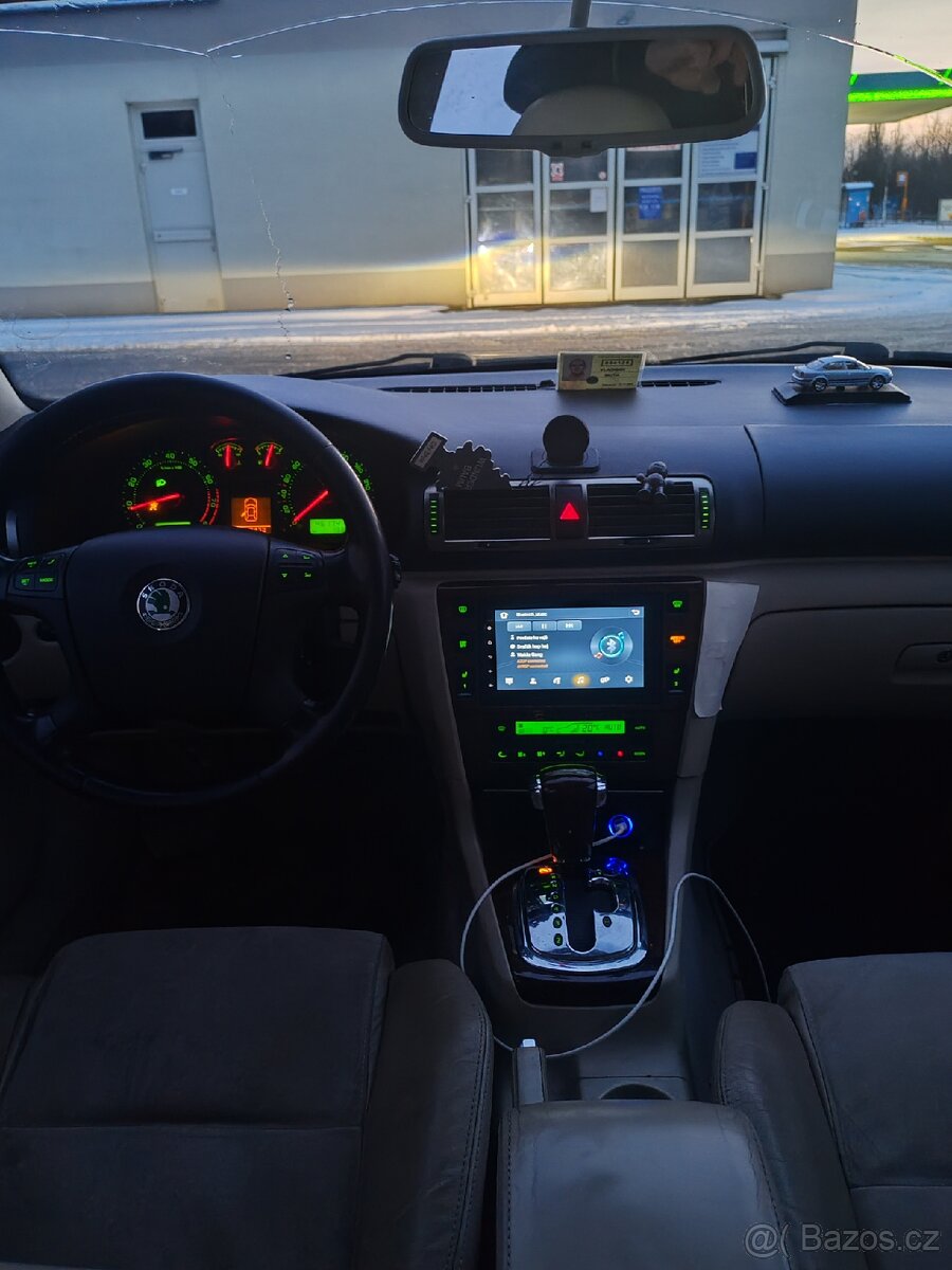 Superb 2,8 2006 lpg - 5