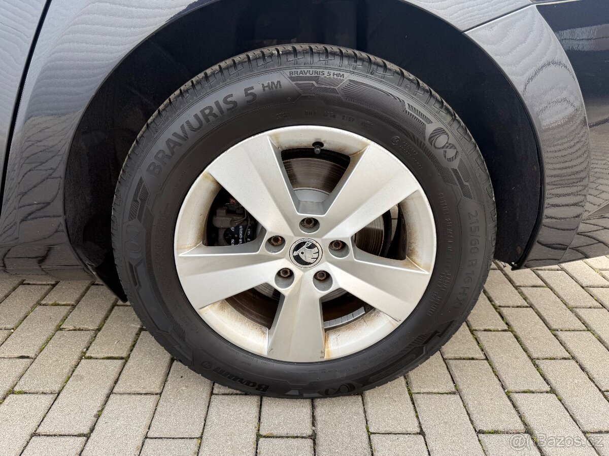 Škoda SUPERB 2.0 TDi 4x4 MANUÁL NAVI SENZORY TEMPOMAT - 5