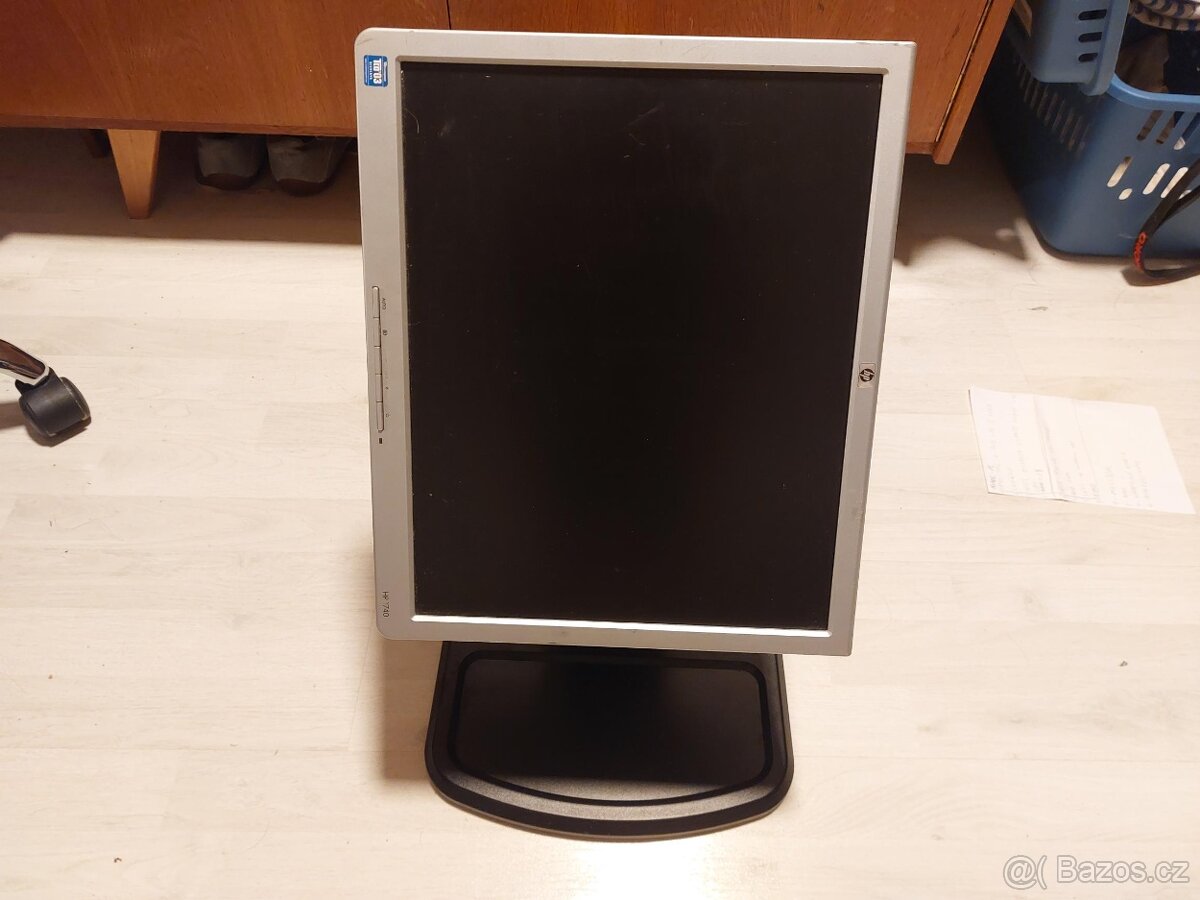 Monitor HP 1740, úhl. 44 cm - 5