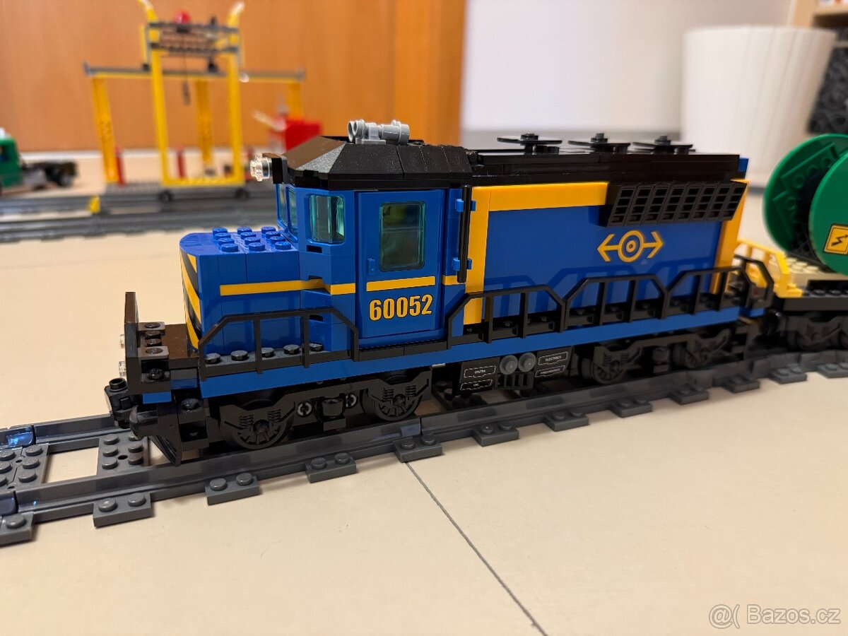 LEGO 60052 – Nákladní vlak (postavený, plně funkční) - 5