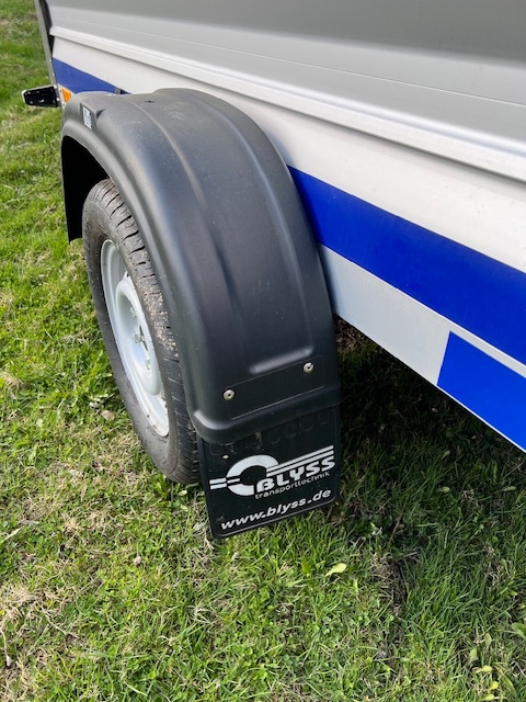 Hliníkový přívěsný vozík nový - 5