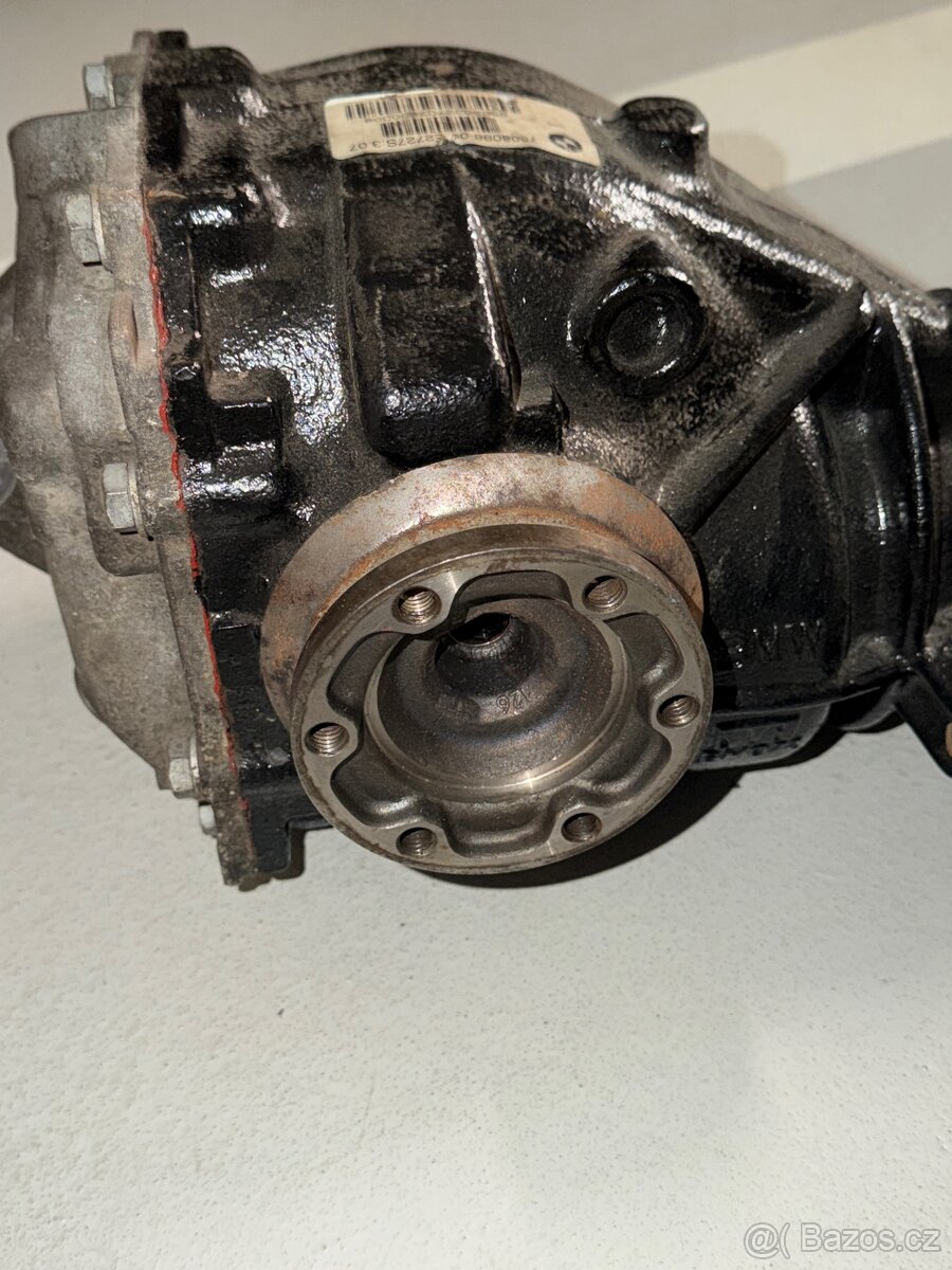 BMW e46 330i diferenciál, poměr 3.07 - 5