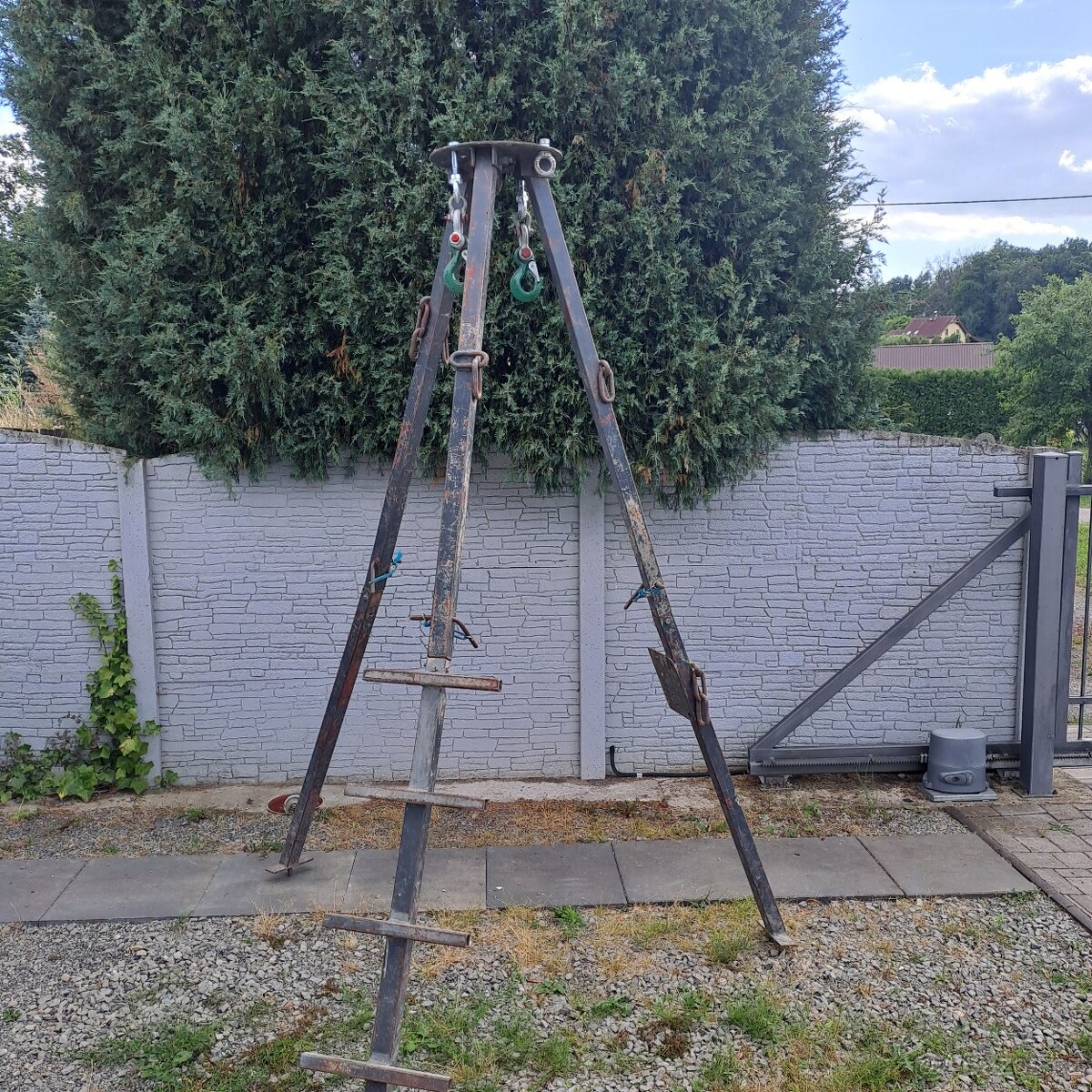 PRODÁM TROJNOŽKU - 5