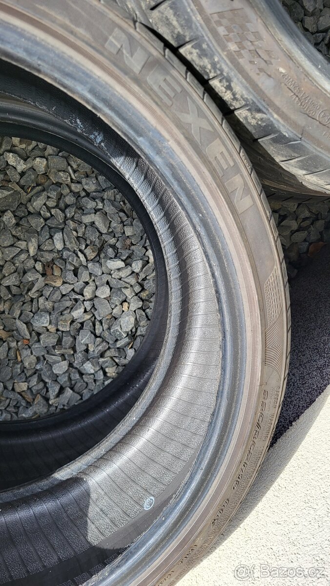 Pneu 225/35 R19 - 5