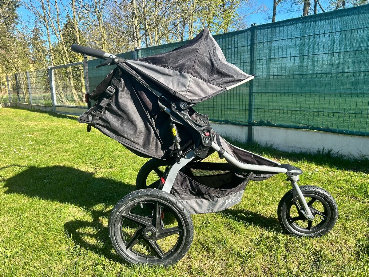 Britax BOB Revolution - 5