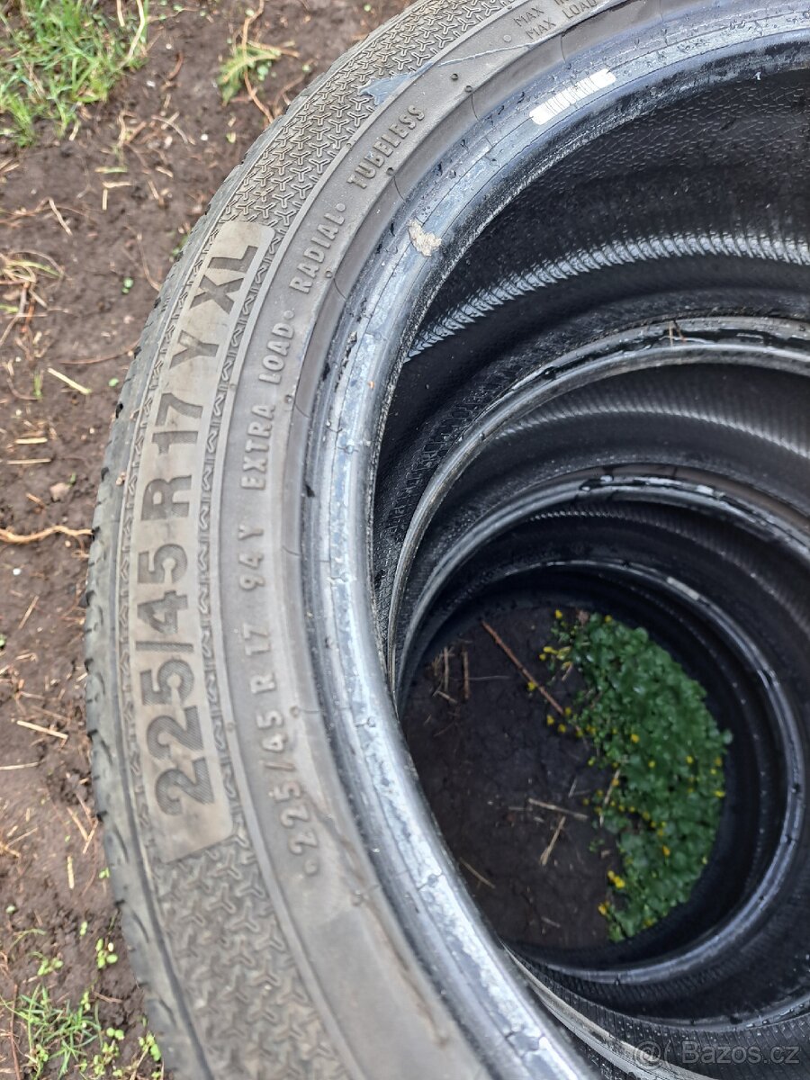 Letní pneu. Barum 225/45 R 17 - 5