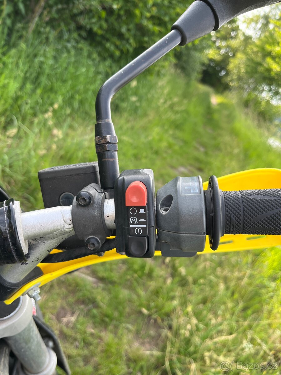 YAMAHA XTR 125 2008