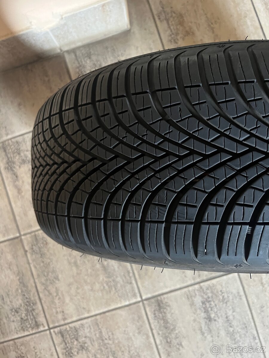 Sada pneu 205/50 R17 93w 2023 - 5