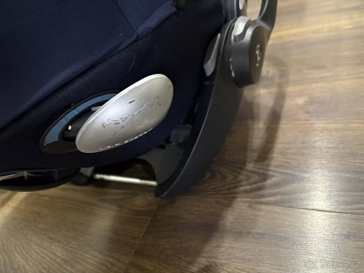 Cybex Cloud Q Plus + Base Q-Fix + adaptéry Priam 2019 - 5