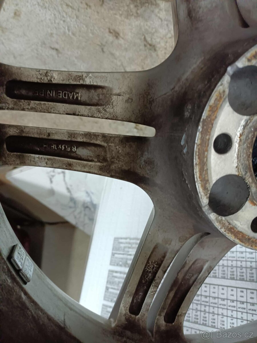 4ks alu disky orig. Mercedes r18 - 5