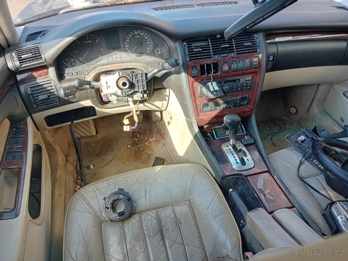 Audi A8 2.5 TDI ( AFB ) 110kW r.1998 modrá na náhradní díly - 5