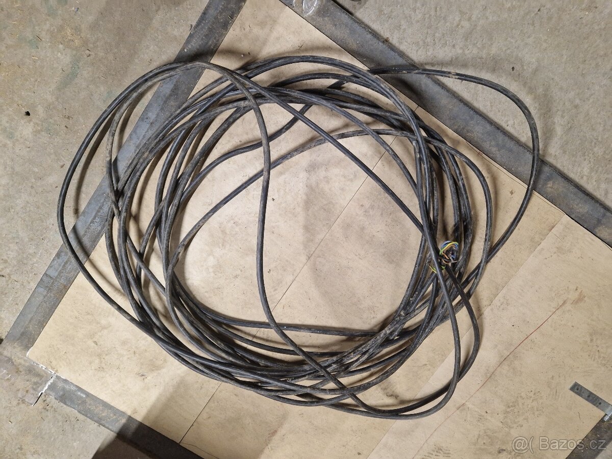 Stavební rozvaděč + kabel - 5