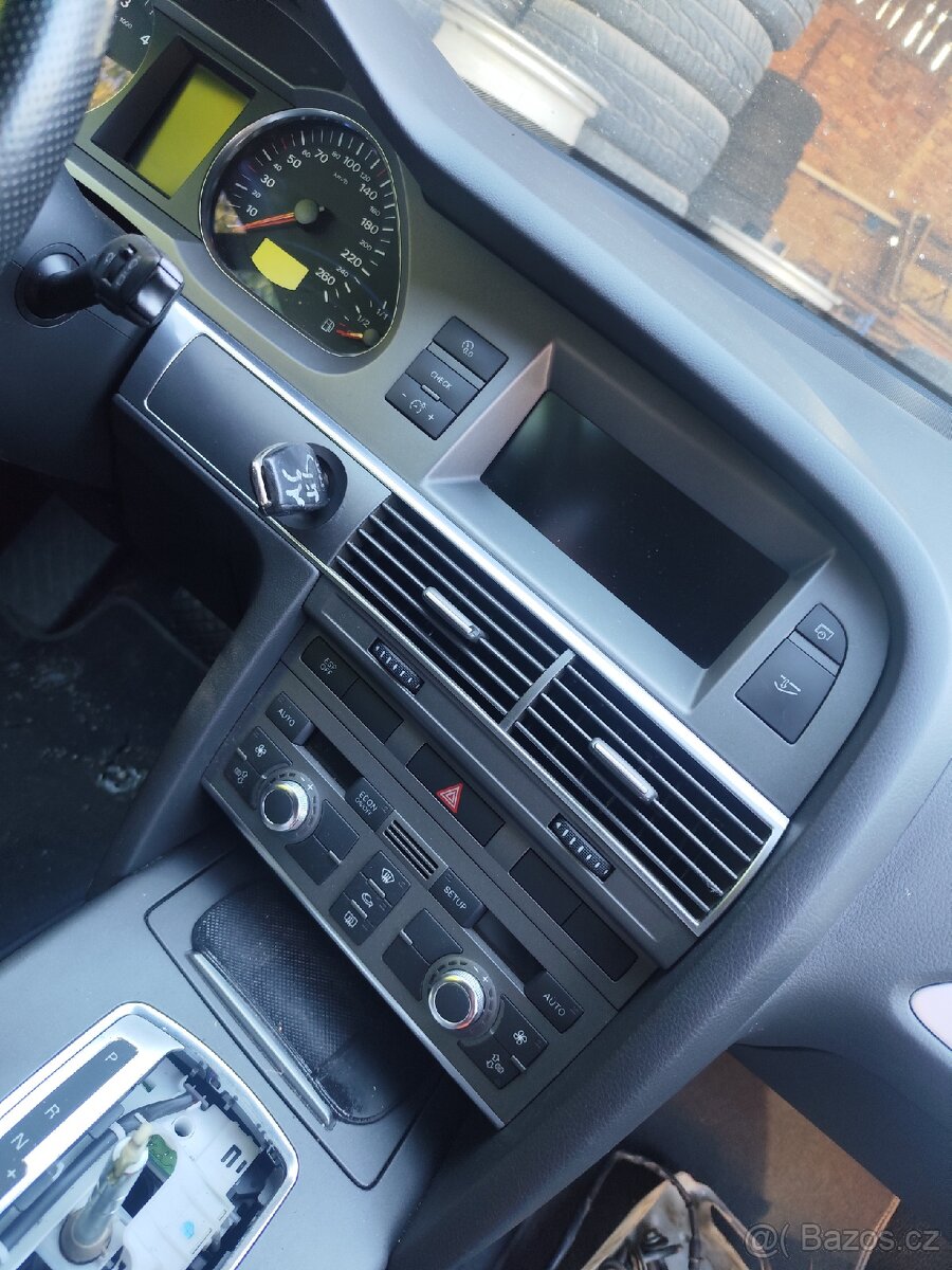 Dily Audi A6 C6 4f 2.7tdi 132kW automat - 5