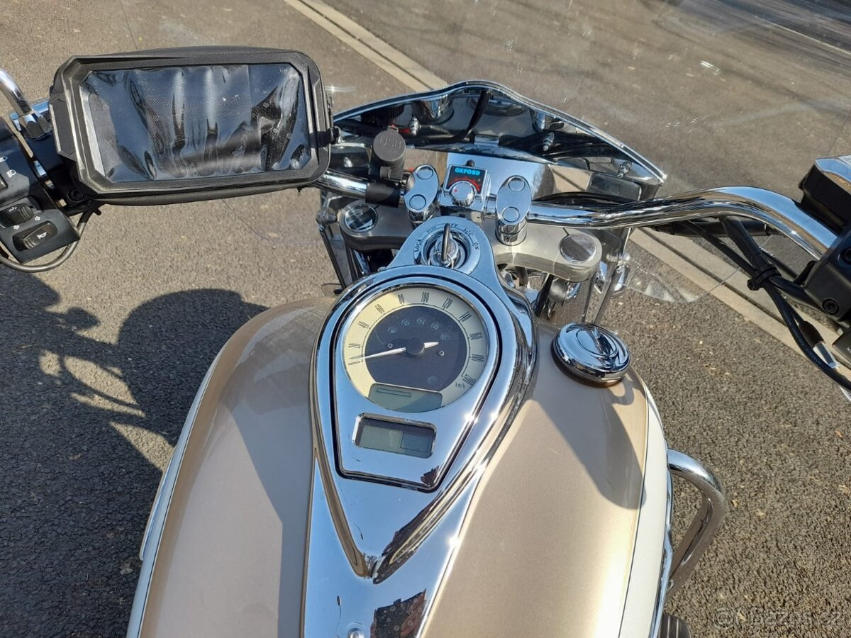 Kavasaki VN 1700 Classic - 5