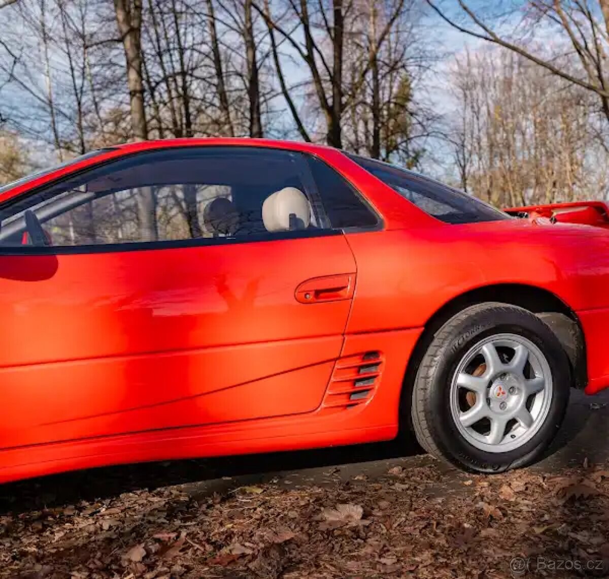 MITSUBISHI 3000 GT - 5