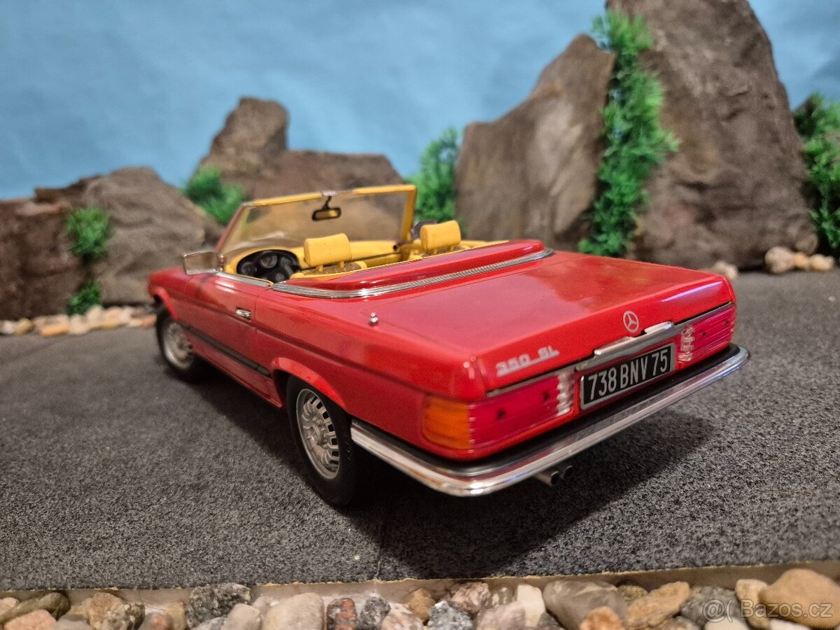 Prodám model 1:18 Mercedes Benz 350 SL - 5