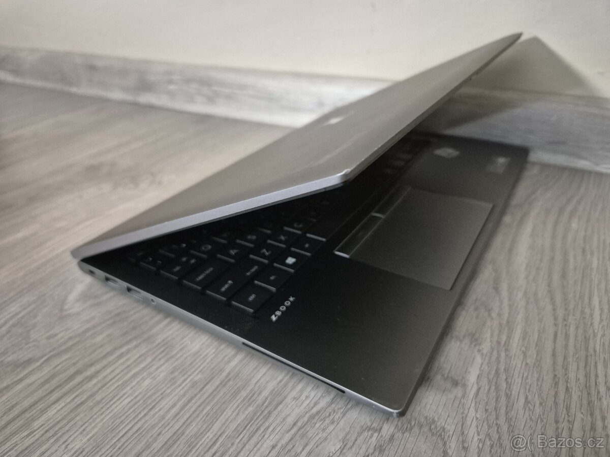 ▼HP ZBook Firefly 14 G7 - 14" / i5-10210U / 8GB / SSD / ZÁR - 5