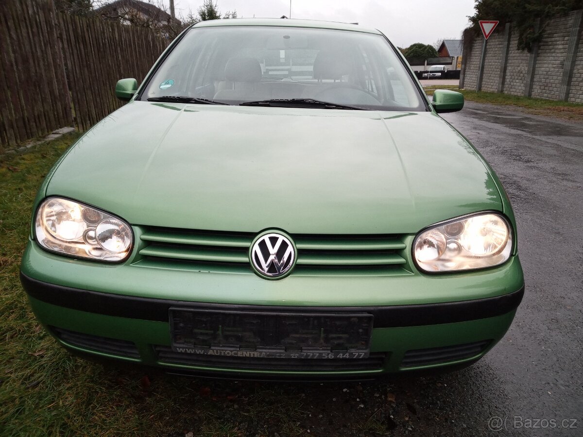 VW Golf 1,4 16V Nová STK - 5