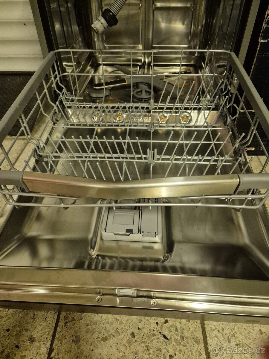 myčka - LG DF425HSS - k opravě nebo ND - 5