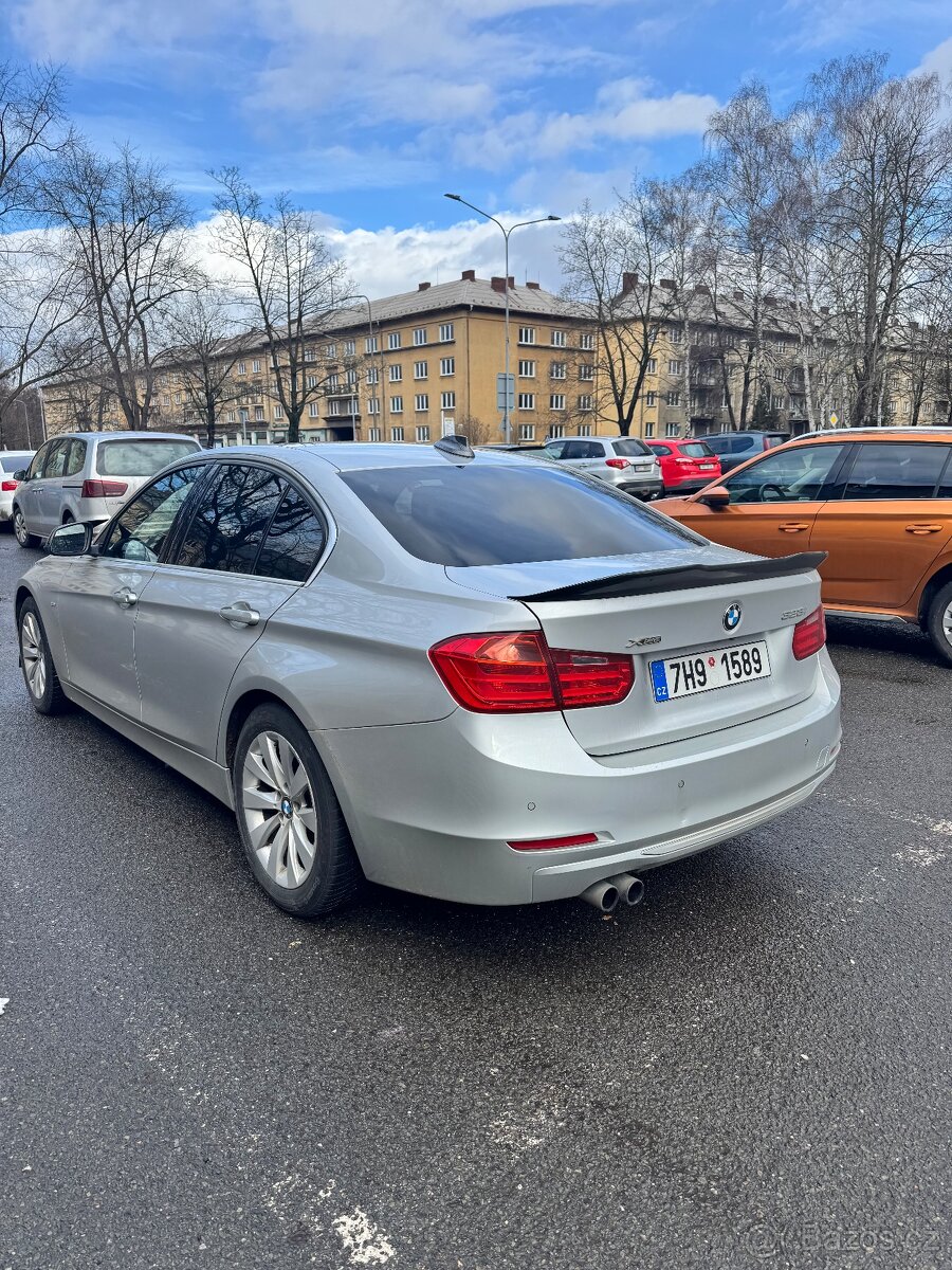 BMW F30 328ix - 5