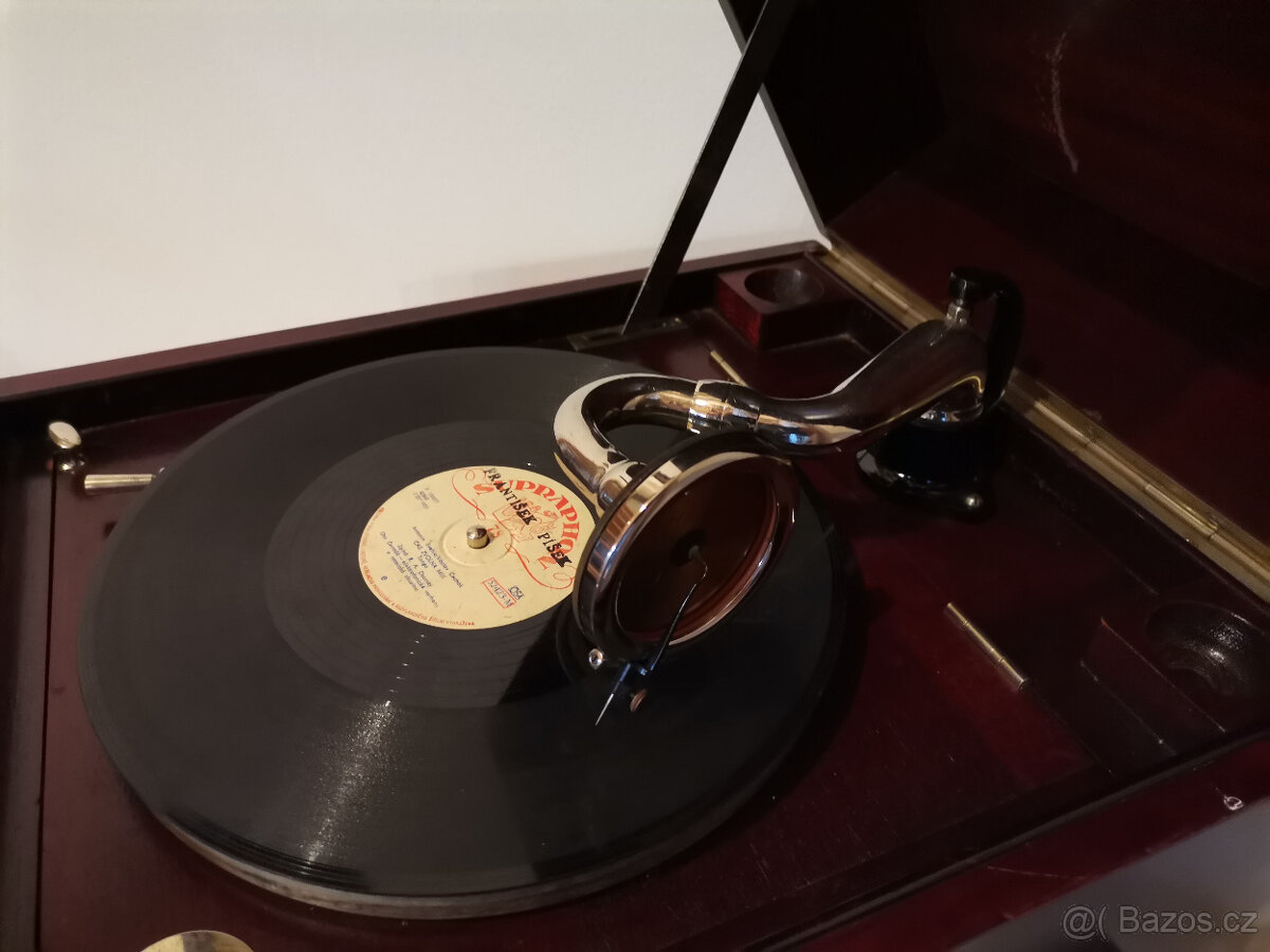 SALONNÍ GRAMOFON.. - 5