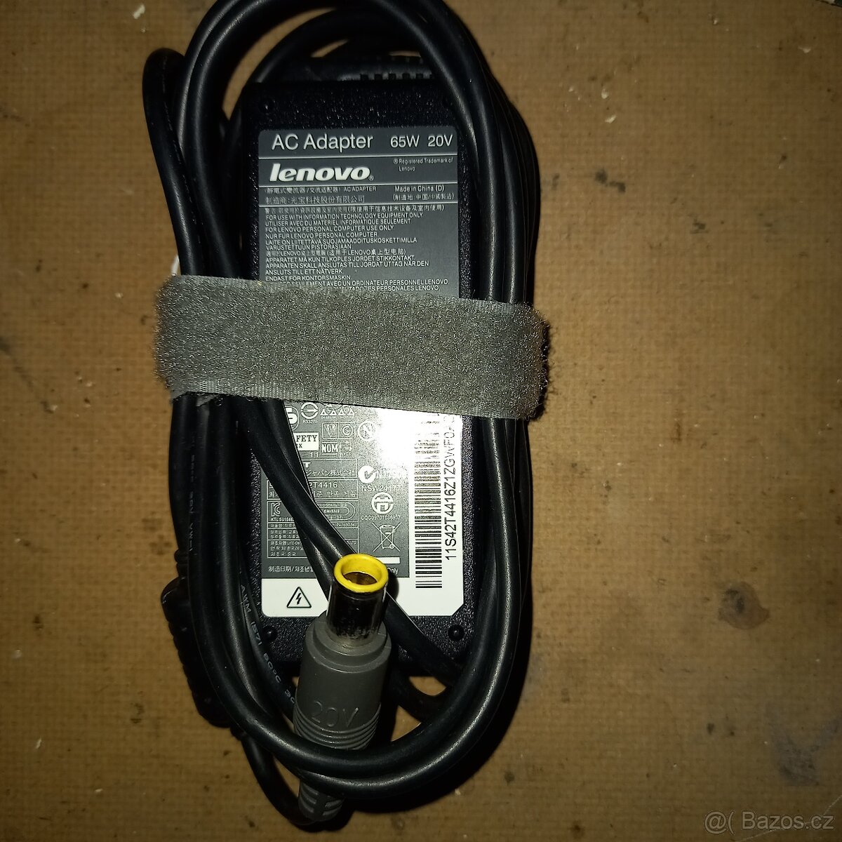 Různé adaptéry pro notebooky - 5