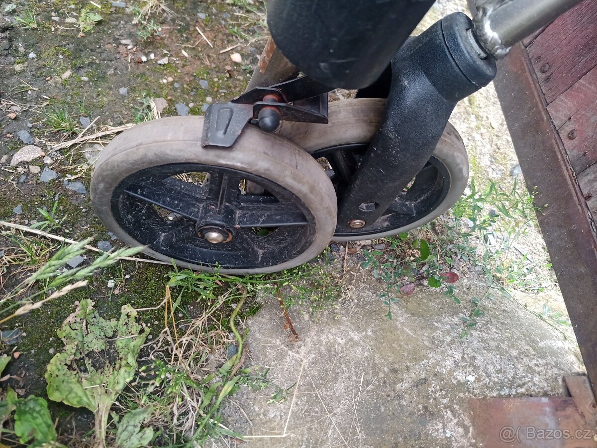 Prodám chodítko pro seniora - 5