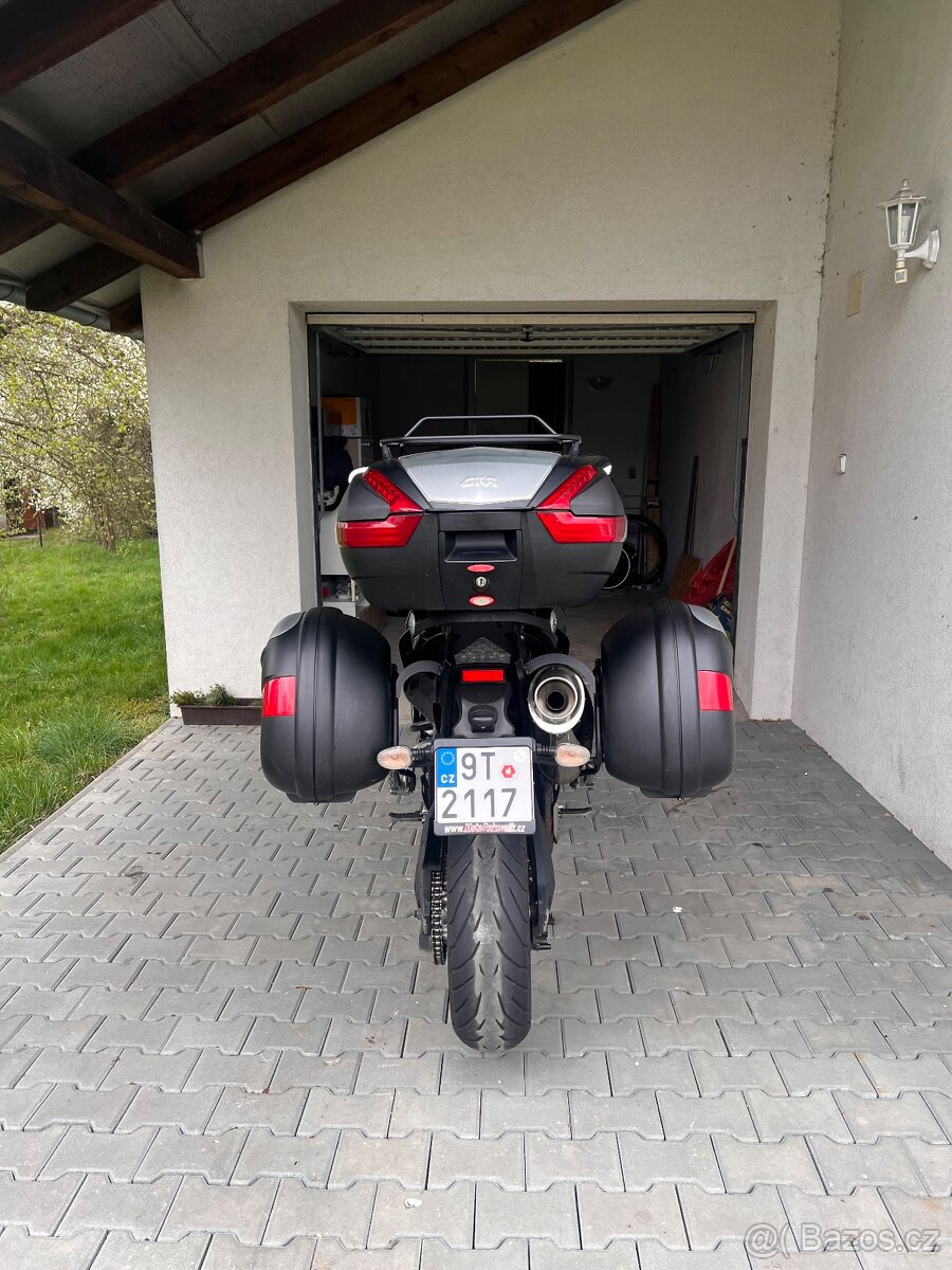 Triumph Tiger 1050 - 5