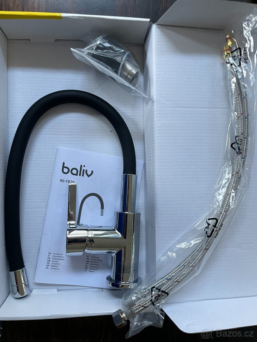 Kuchyňská vodovodní baterie páková KI-1820 s elastickým rame - 5
