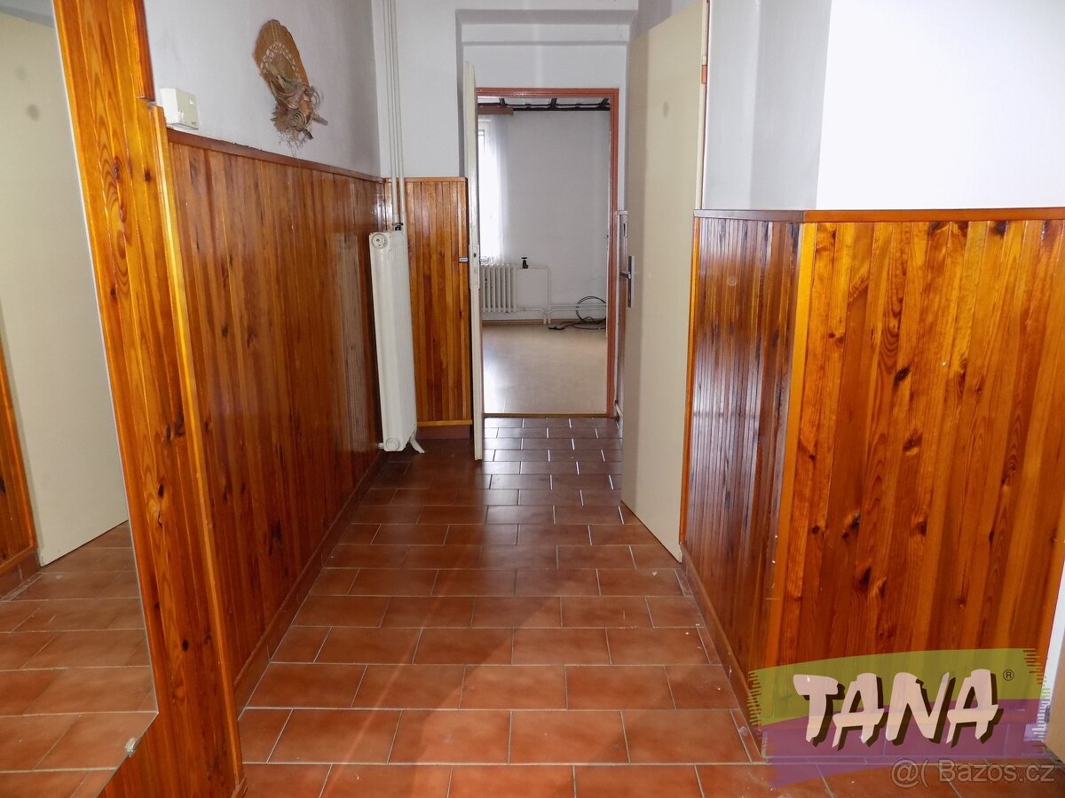 Prodej rodinného domu 6+2 ve městě Sadská, okr. Nymburk, vel - 5