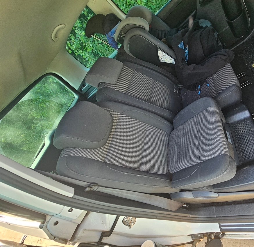 Volkswagen Sharan 2.0tdi - 5