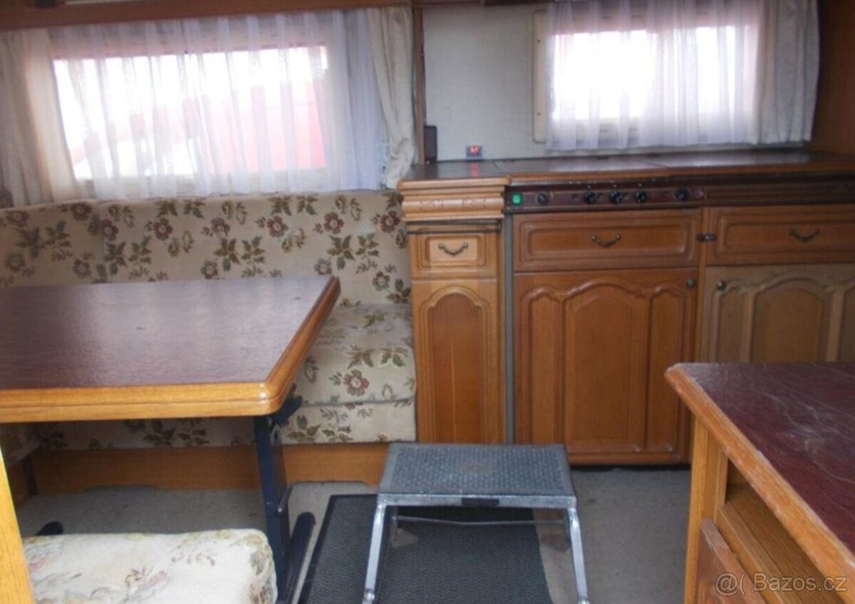 Hobby 4místný zachovalý jiné - 5