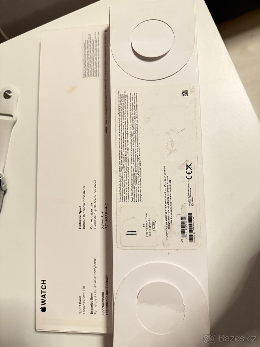 apple watch SE 2 44mm - 5