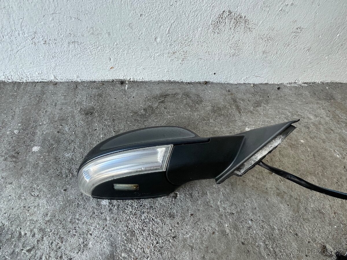 Superb 1 pravé zpětné zrcátko - 5