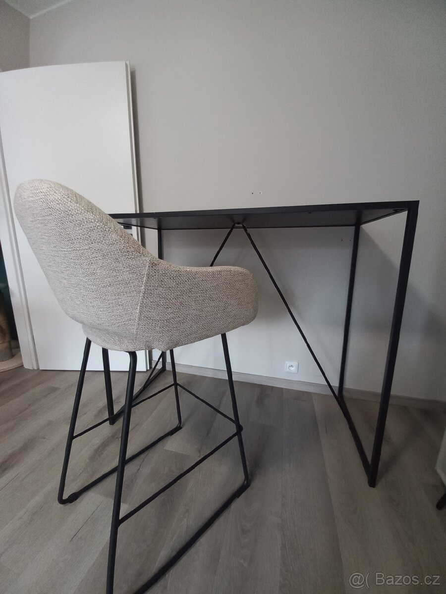Barový stůl + barová židle - 5