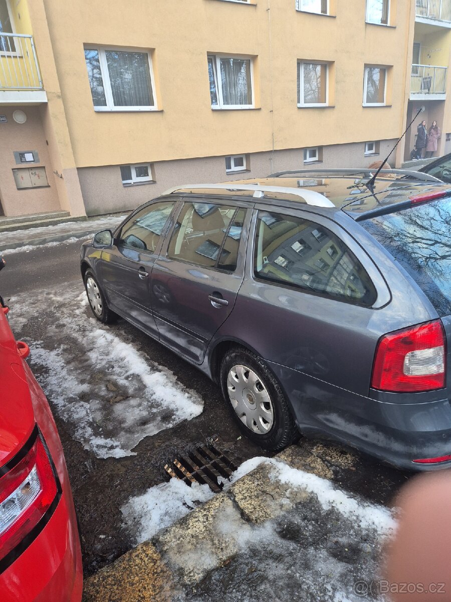 Prodám Škoda Octavia combi 2 1.4tsi - 5