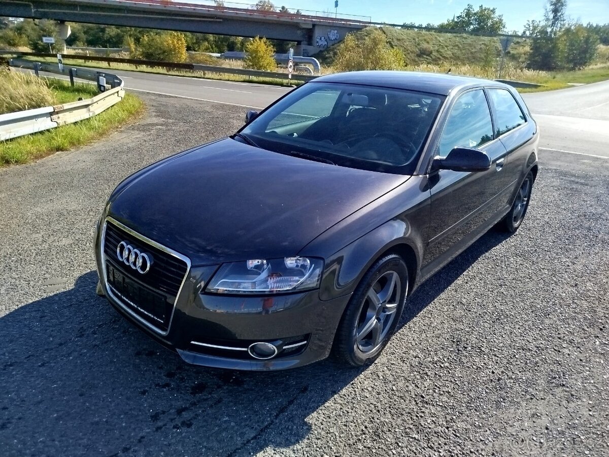 AUDI A 3...1.2 TFSI..77kW...r.v.2012 - 5