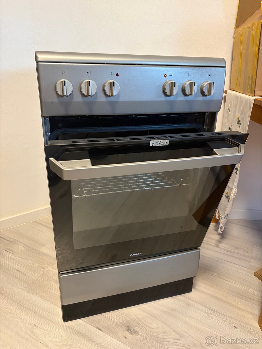 Sporák Amica - 5