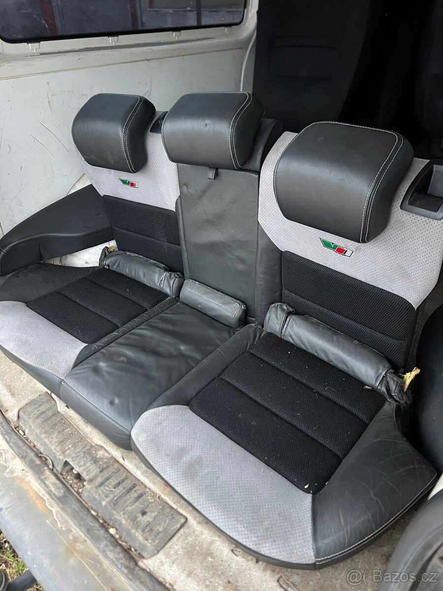 Škoda Octavia 2 interiér VRS - 5