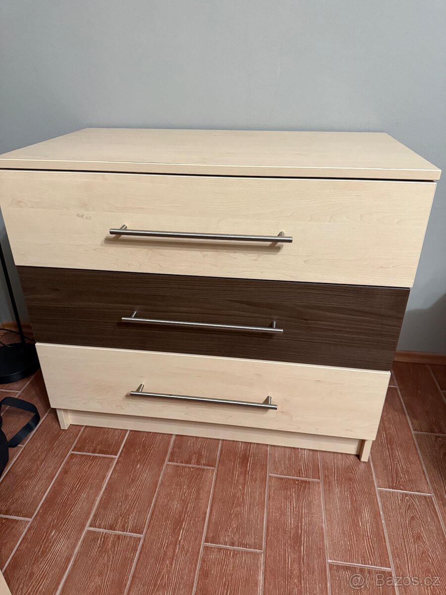 Postel a komoda - 5