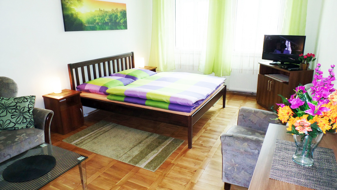 Azyl pro milence, apartmány v Praze 8- u metra B- Palmovka - 5