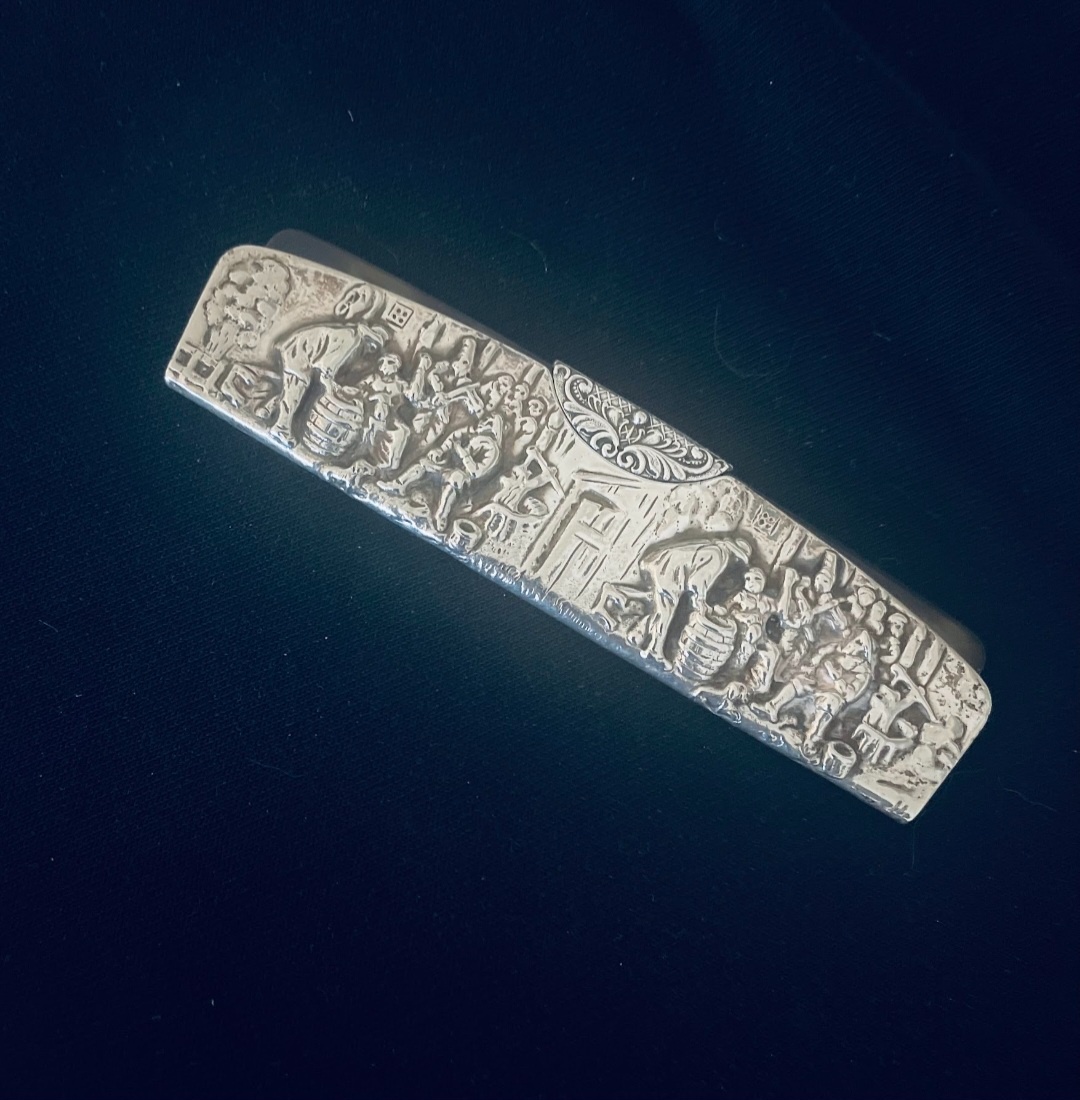 Starožitný šperkovnice a hřeben - 5