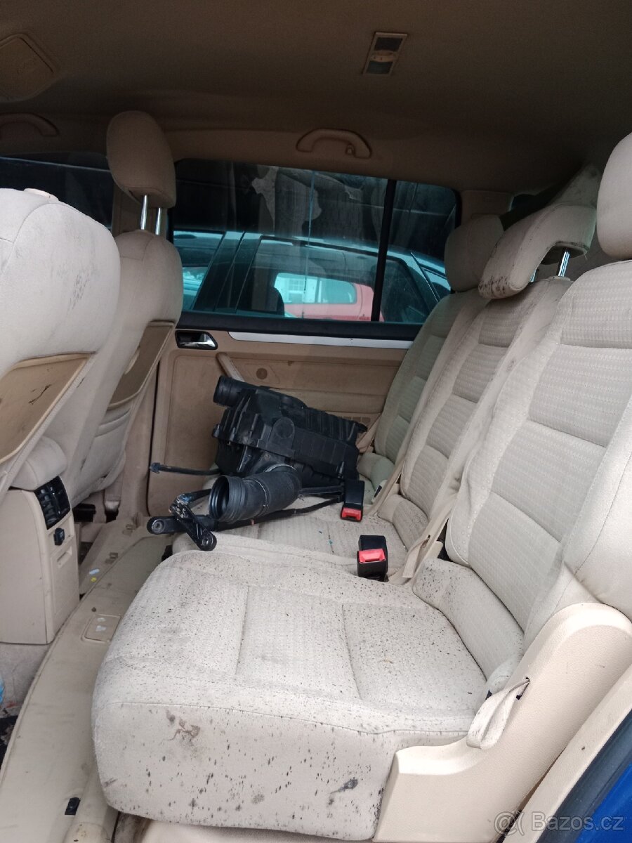 Béžový interiér Volkswagen Touran (1T1) - 5