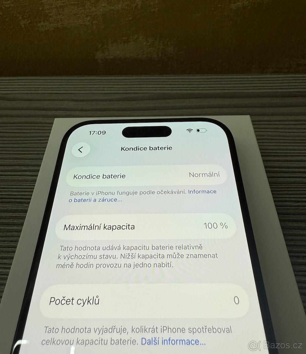 Apple iPhone 15 Pro 256GB černý, 100% baterie - 5