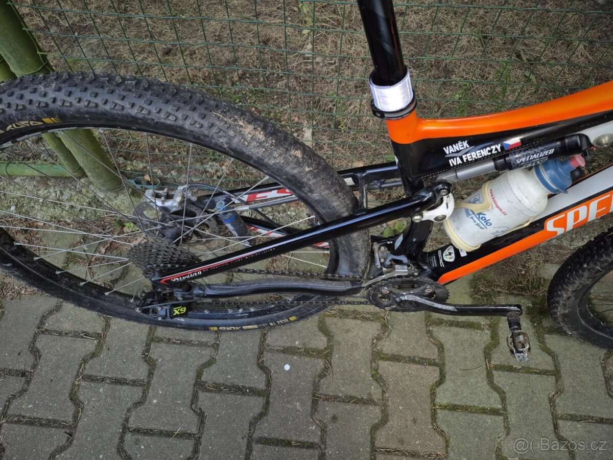 Prodám kolo Specialized Epic carbon vel. S - 5